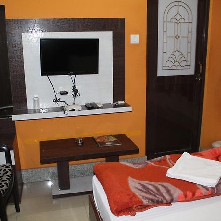 Durgāpur Kalpana Inn מראה חיצוני תמונה