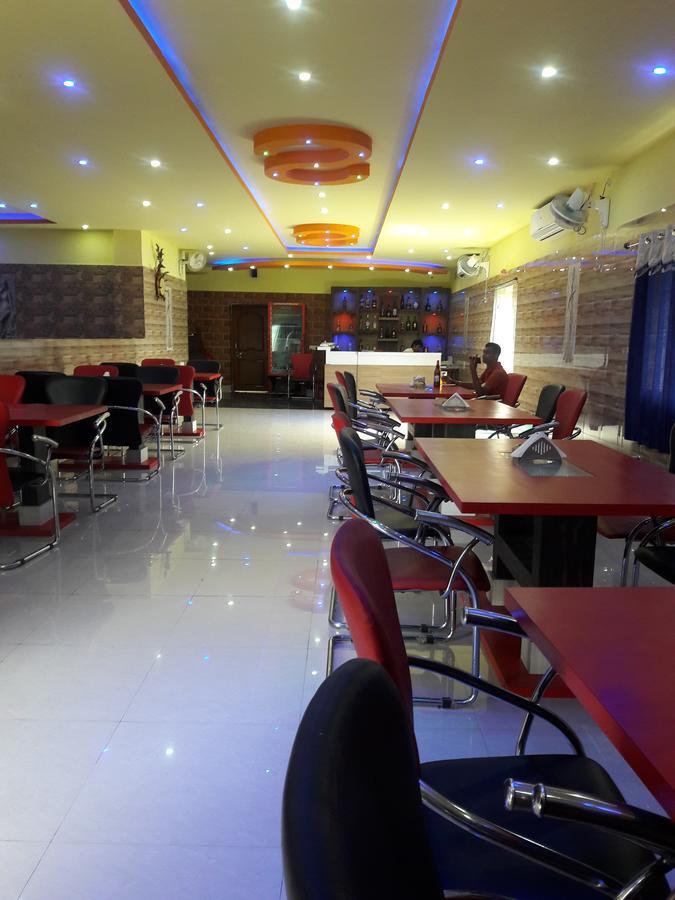 Durgāpur Kalpana Inn מראה חיצוני תמונה