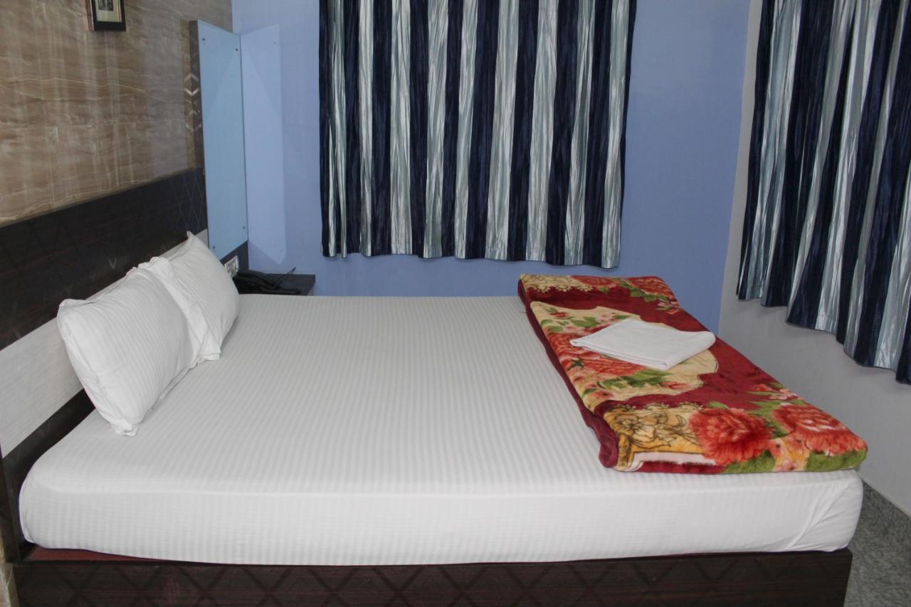 Durgāpur Kalpana Inn מראה חיצוני תמונה