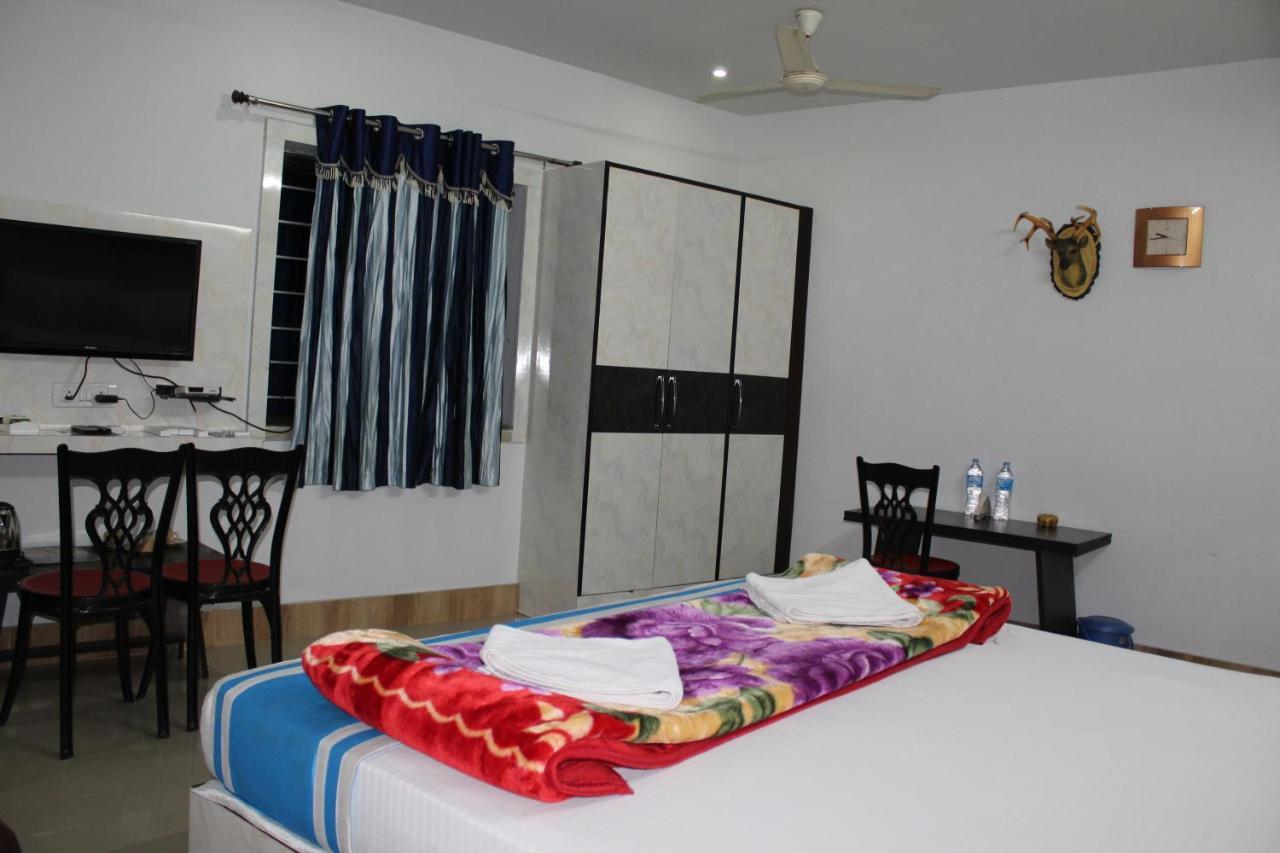 Durgāpur Kalpana Inn מראה חיצוני תמונה
