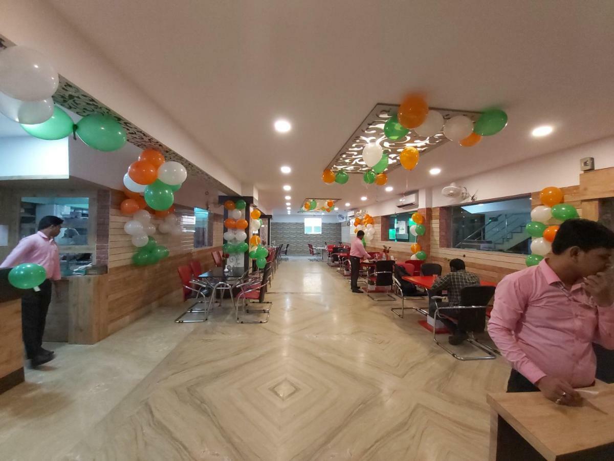 Durgāpur Kalpana Inn מראה חיצוני תמונה