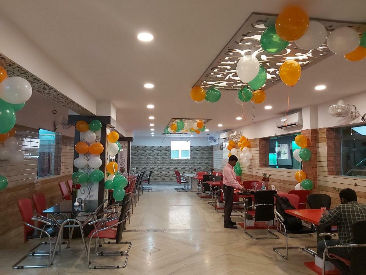 Durgāpur Kalpana Inn מראה חיצוני תמונה